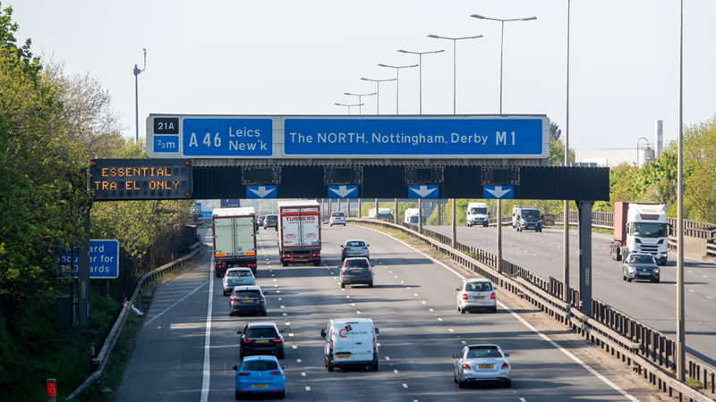 İngiltere’deki M1 otoyolunda “sahte polis” şoku