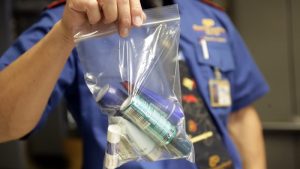 Birleşik Krallık’taki 6 Havaalanı 100 ml Sıvı Limitini Yeniden Uygulamaya Koydu