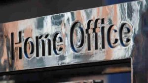 İngiltere’deki Sığınmacılar Kötü Muameleden Rahatsız