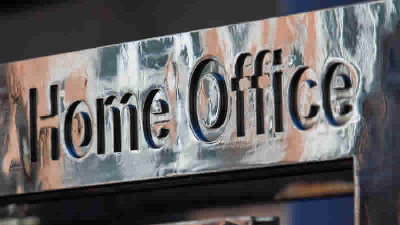 İngiltere’deki Sığınmacılar Kötü Muameleden Rahatsız