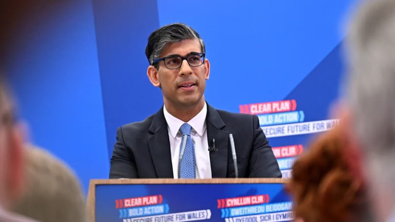 Rishi Sunak, Seçim Bahisleri Skandalı Hakkında Açıklama Yapmayı Reddediyor