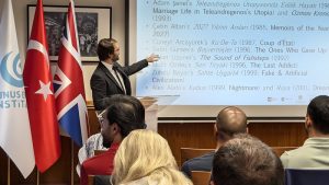 Londra Yunus Emre Enstitüsü’nde Gelecek Tahayyülleri Üzerine Seminer