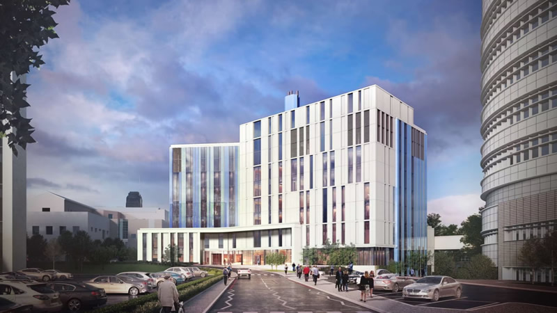 NHS’ten Yeni Hastaneler İçin Özel Sektöre Ortaklık Çağrısı