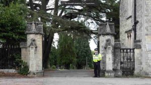 Arbalet Cinayeti Şüphelisi Mezarlıkta Kendini Yaralamış Halde Bulundu