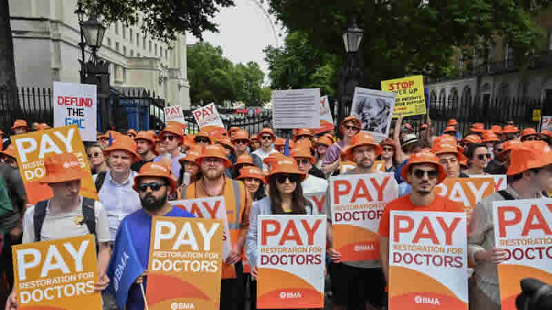 NHS Aile Hekimlerinden Toplu Eylem Tehdidi