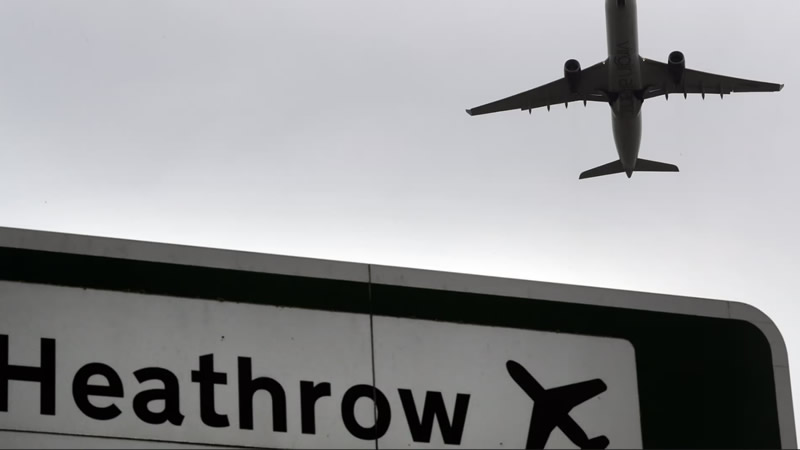 Londra Heathrow Havalimanı Rekor Sayıda Yolcu Ağırladı