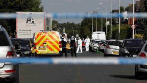 İngiltere’de Bıçaklı Saldırı Dehşeti: 2 Çocuk Hayatını Kaybetti, 9 Kişi Yaralandı