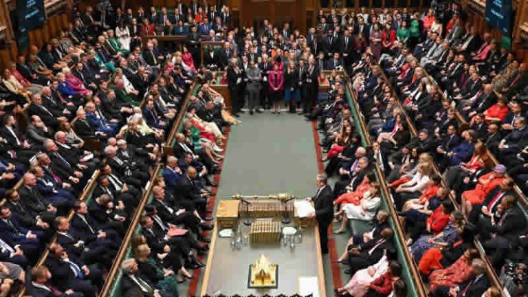 İngiltere Parlamentosu’nda Azınlıkların Temsilinde Tarihi Artış