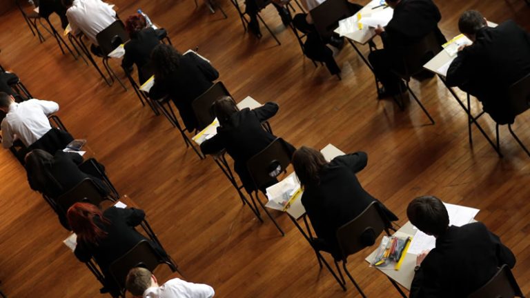 GCSE Sonuçları Bu Yıl İlk Kez Uygulama Üzerinden Açıklanacak