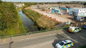 Batı Midlands’ta Sodyum Siyanür Sızıntısı Nedeniyle Halka Uyarı
