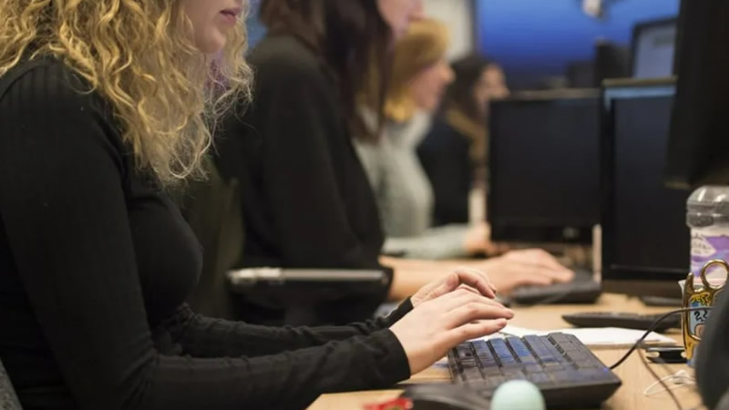 İngiltere’de Çalışmayan ve Eğitim Görmeyen Gençlerin Sayısı 870 Bini Aştı