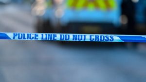 Batı Midlands’ta 13 Yaşındaki Çocuk Bıçaklı Saldırıda Hayatını Kaybetti