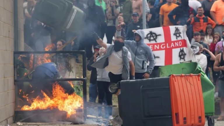 İngiltere Hükümetinden Acil Cobra Toplantısı