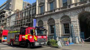 Londra’nın Kalbindeki Tarihi Somerset House’ta Yangın
