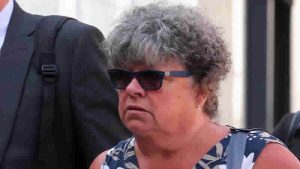 Okuldan 70 Bin Sterlin Çalan Yaşlı Kadın Hapse Atıldı