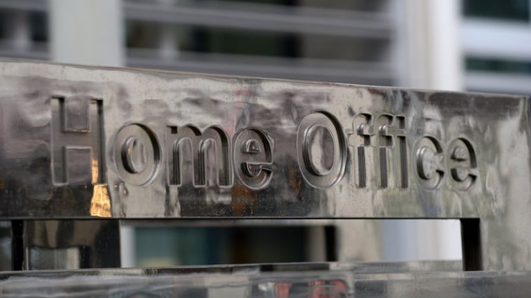 İngiltere’nin Yeni eVisa Düzenlemesinde Potansiyel Riskler