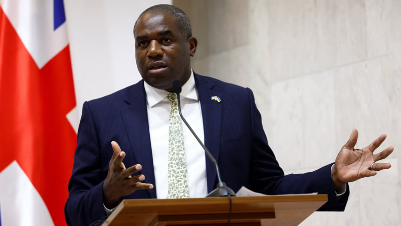 İngiltere’den Lübnan’daki Vatandaşlarına Ülkeyi Terk Etme Çağrısı