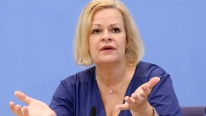 Almanya ve Fransa’dan İngiltere ile Göç Anlaşması Çağrısı