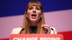 Angela Rayner’dan Sosyal Konut İnşası İçin Önemli Duyuru