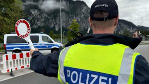 AB’de Gerginlik Artıyor: Almanya Sınır Kontrollerini Yeniden Başlattı