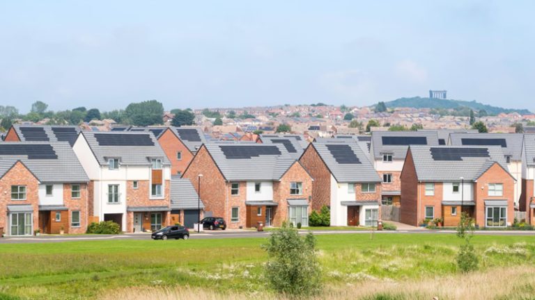 İngiltere’de Damga Vergisindeki Artış Öncesi Emlak Piyasası Hareketlendi