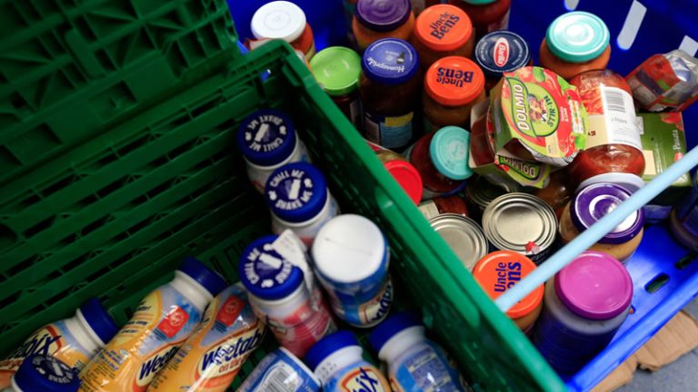 Düşük Ücretli Londralıların Yarısı Gıda Bankasına Başvuruyor