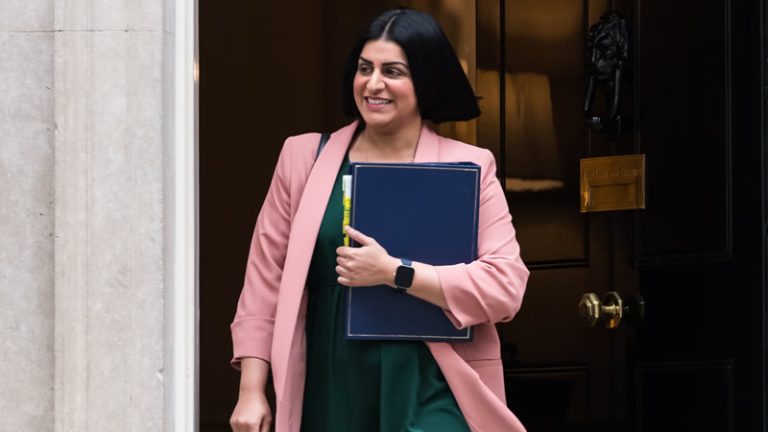 İngiltere ve Galler’deki Hakimlere Daha Fazla Ceza Yetkisi Geliyor