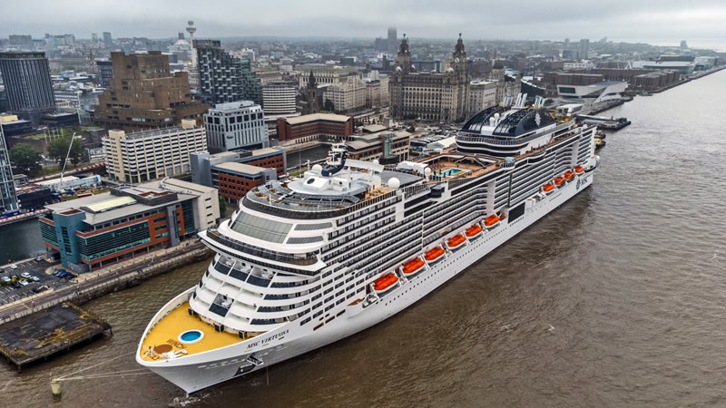 Yolcu Gemisinden Denize Düşen Kadın Hayatını Kaybetti