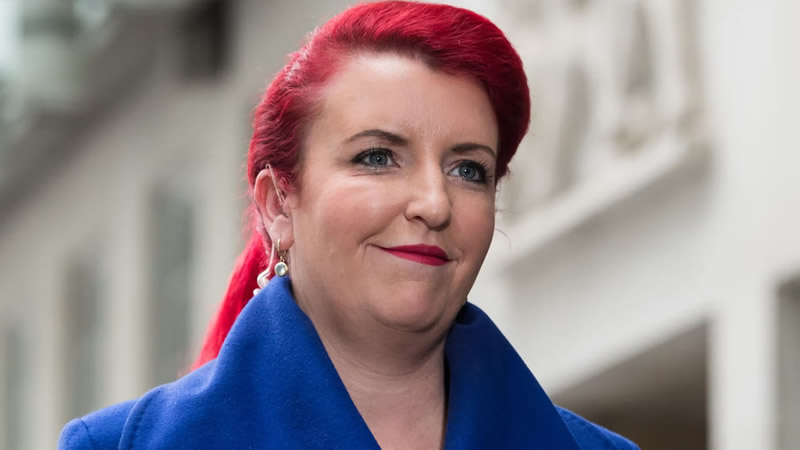 Çalıntı Cep Telefonuyla İlgili Polisi Yanılttığını Kabul Eden İngiltere Ulaştırma Bakanı İstifa Etti