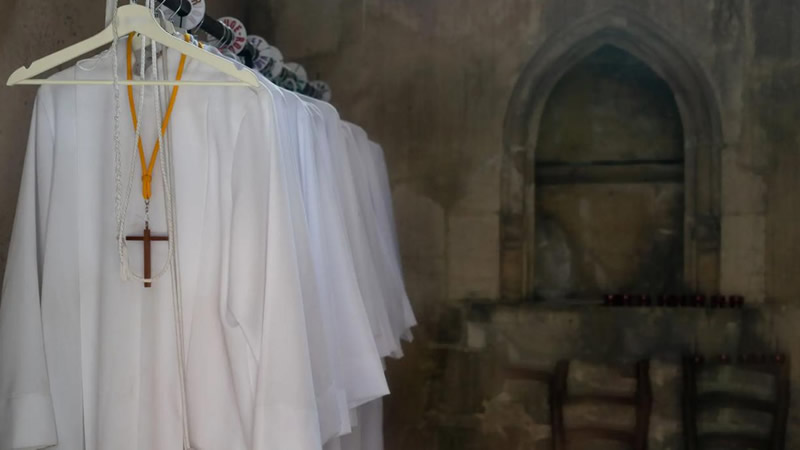 İngiltere Kilisesi Ruhani Lideri Justin Welby, “Çocuk İstismarına Göz Yumma” İddiaları Sonrası İstifa Etti