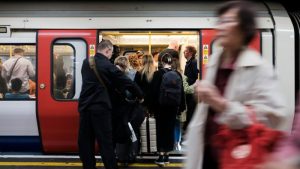 TfL, Kayıp Eşyalardan Servet Elde Etti