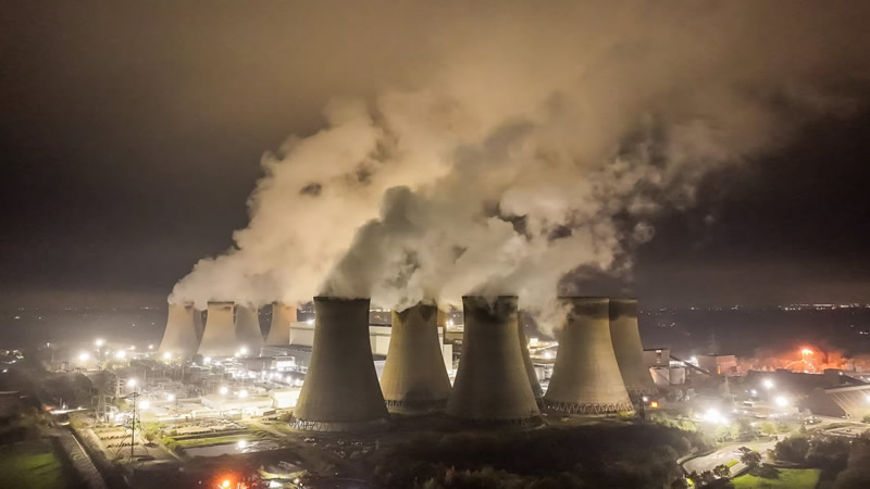 İngiltere’den 2035’e Kadar Yüzde 81 Emisyon Azaltma Taahhüdü