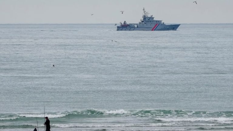 Manş Denizi’nde Bir Facia Daha: 50’den Fazla Kişi Kurtarıldı, 4 Kişinin Cansız Bedeni Bulundu