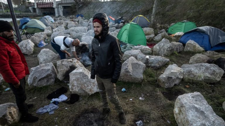 İngiltere’ye Göç Yolu: Umuda Yolculuk