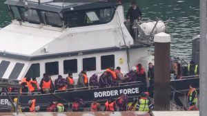 İngiltere’nin Yeni Vatandaşlık Kurallarına İlk Hukuki İtiraz Geldi