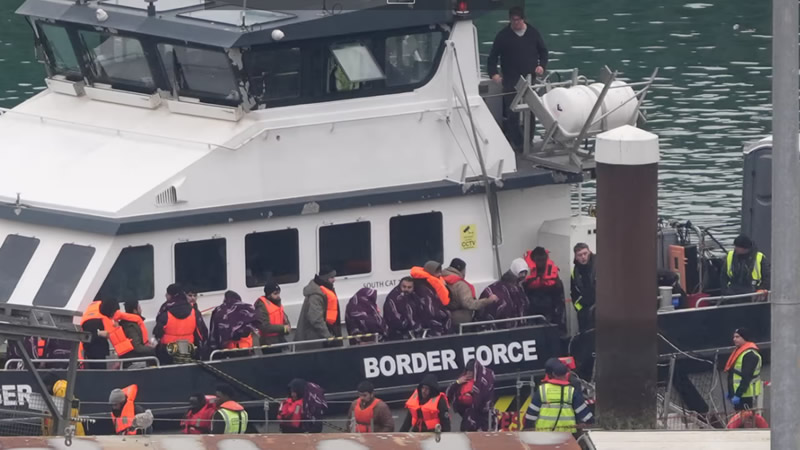 Son 7 Yılda 150 Binden Fazla Düzensiz Göçmen Küçük Teknelerle İngiltere’ye Ulaştı