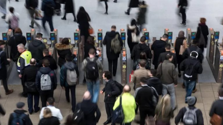 İngiltere’nin En Kötü Tren İstasyonları Açıklandı!