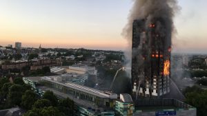 2029’a Kadar İngiltere’deki Tüm Yüksek Binalarda Kaplama Onarımı Yapılacak