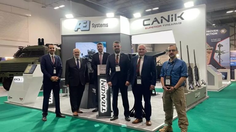 SYS Grup, Londra’daki IAV Fuarında Yenilikçi Savunma Teknolojilerini Sergiledi