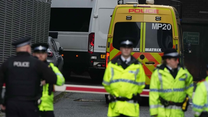 İngiltere’de Üç Aylık Bebeğin Ölümüyle İlgili Cinayet Soruşturması Başlatıldı