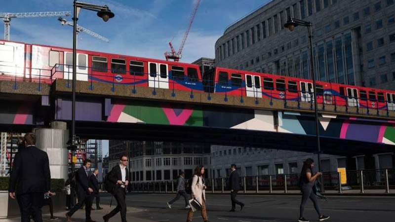 İngiltere’de Ücret Artışları Altı Ayın Zirvesine Ulaştı