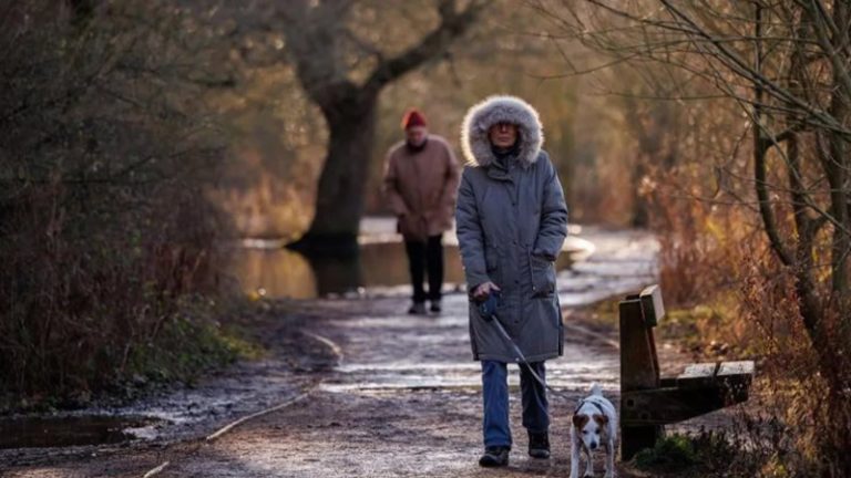 Birleşik Krallık’ta Noel’de Soğuk Hava ve Şiddetli Rüzgar Uyarısı