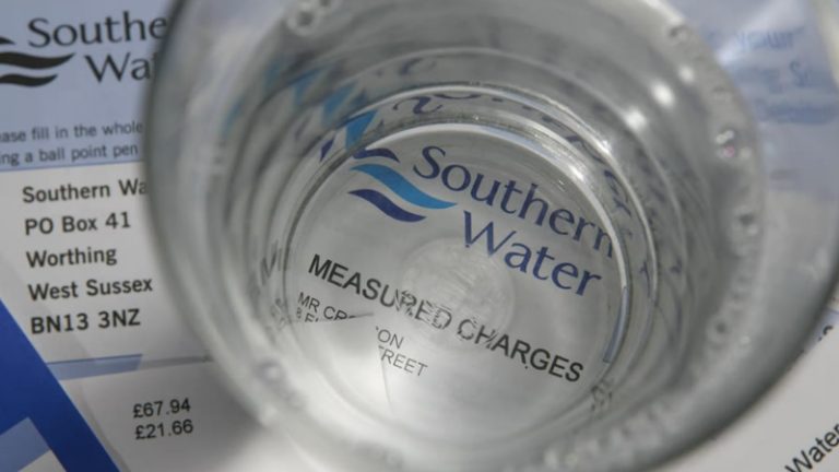 İngiltere ve Galler’de Su Faturalarına Büyük Zam