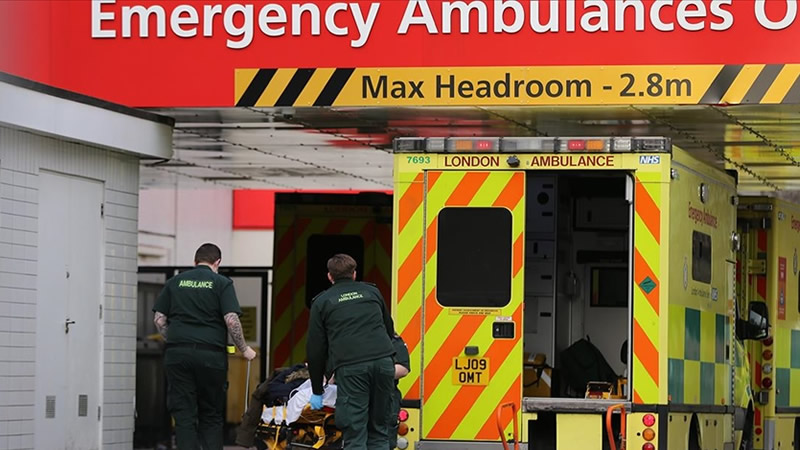 NHS Acil Servislerinden Tedavi Görmeden Ayrılanların Sayısı 6 Yılda 3 Katına Çıktı