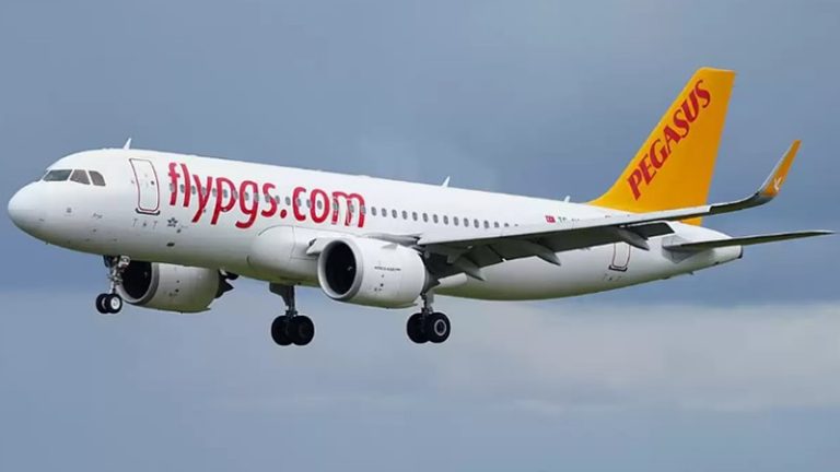 Pegasus Uçağı İngiltere’de Acil İniş Yaptı
