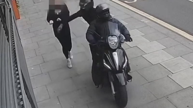 Londra Polisi Telefon Hırsızlıklarına Karşı Büyük Operasyon Düzenledi