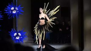 Londra Moda Haftası 2025-26 Sonbahar/Kış Programı