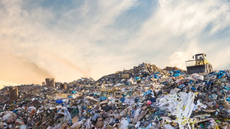 Güney Londra’da Kaçak Atığa Karşı Yeni Adım: İhbar Edenlere Para Ödülü