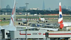 Londra Heathrow Havalimanı Elektrik Kesintisi Nedeniyle Uçuşlara Kapatıldı