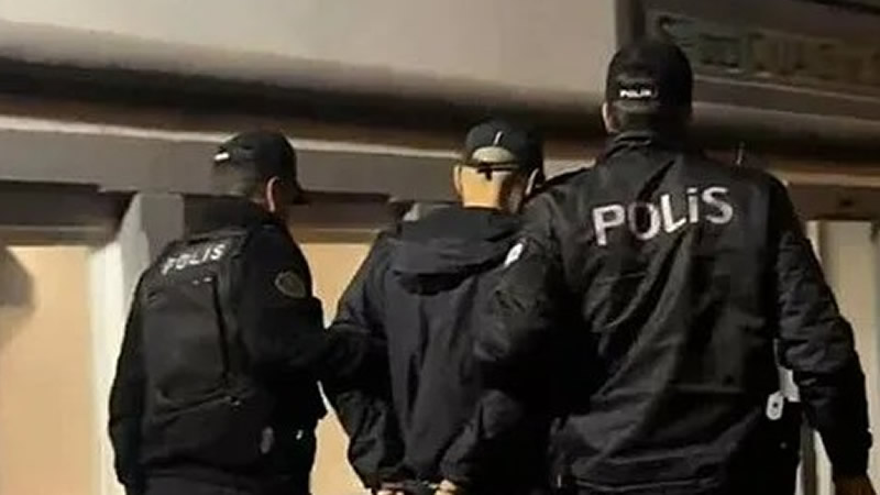 İngiltere’deki Çete Savaşları Türkiye’ye Sıçradı! Kilit İsim İzmir’de Yakalandı